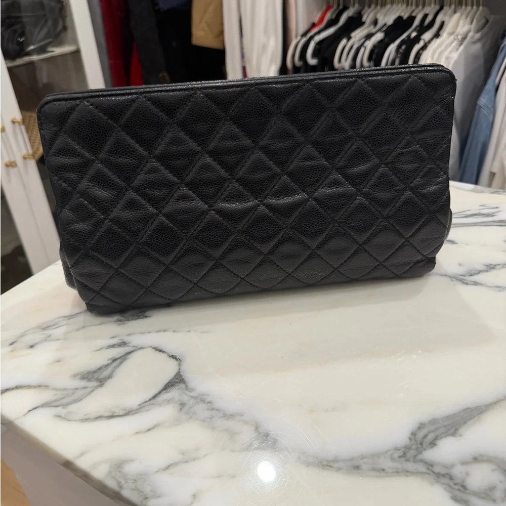 Chanel Black Leather Timeless Clutch - Magnetic closure - Picture 5 of 7